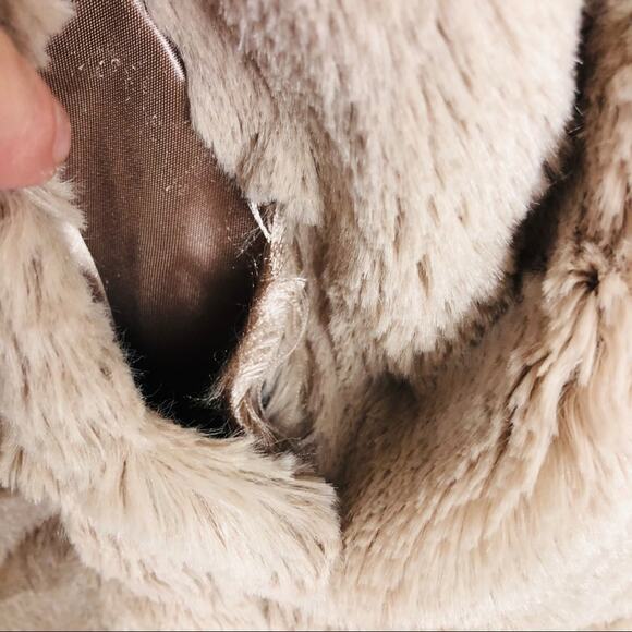 Katie Todd tan faux fur lined teddy pockets open or closed vest medium - Picture 8 of 9